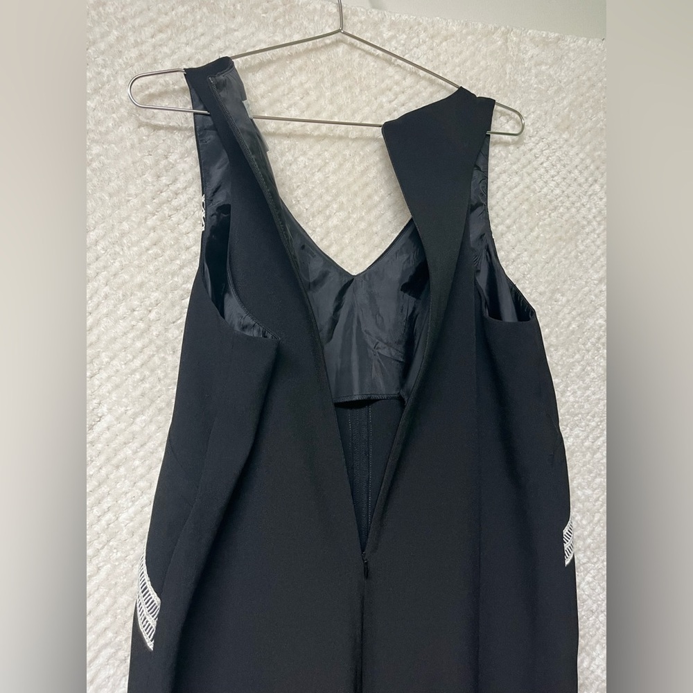 London Times Dress Black with White Accents V Neckline Work Dress Size 12P - Picture 7 of 9